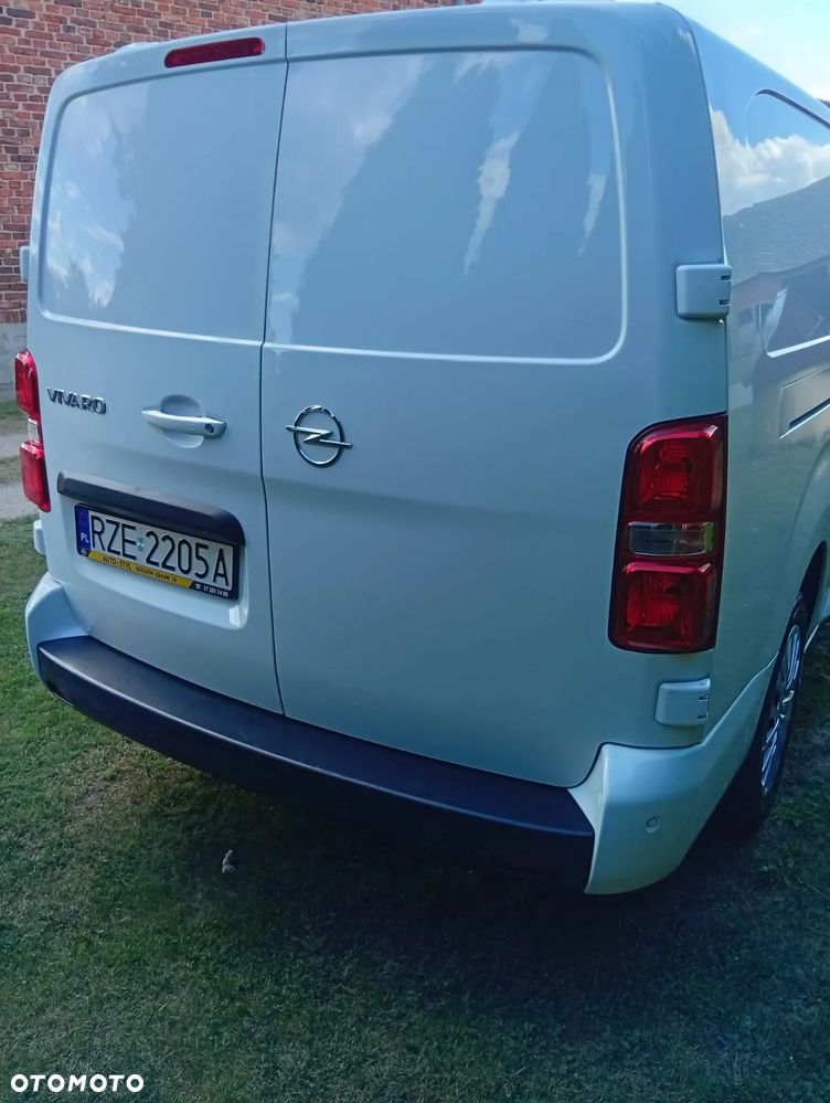 Opel Vivaro - 18