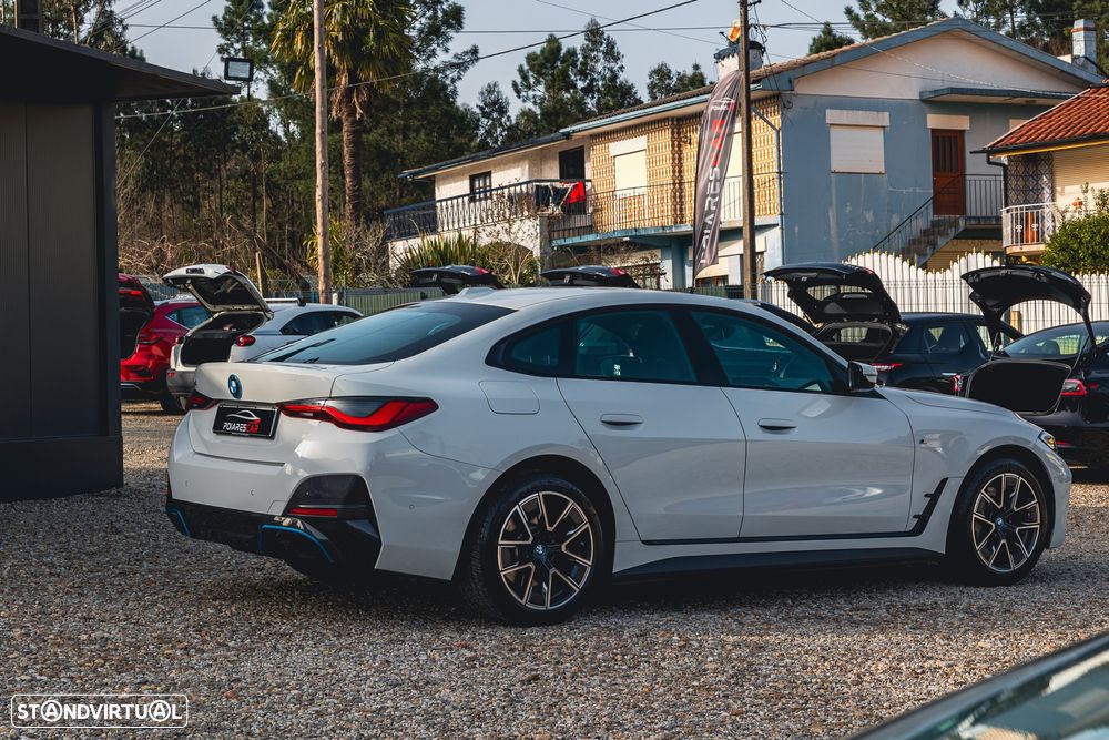BMW i4 eDrive40 Pack Desportivo M - 9