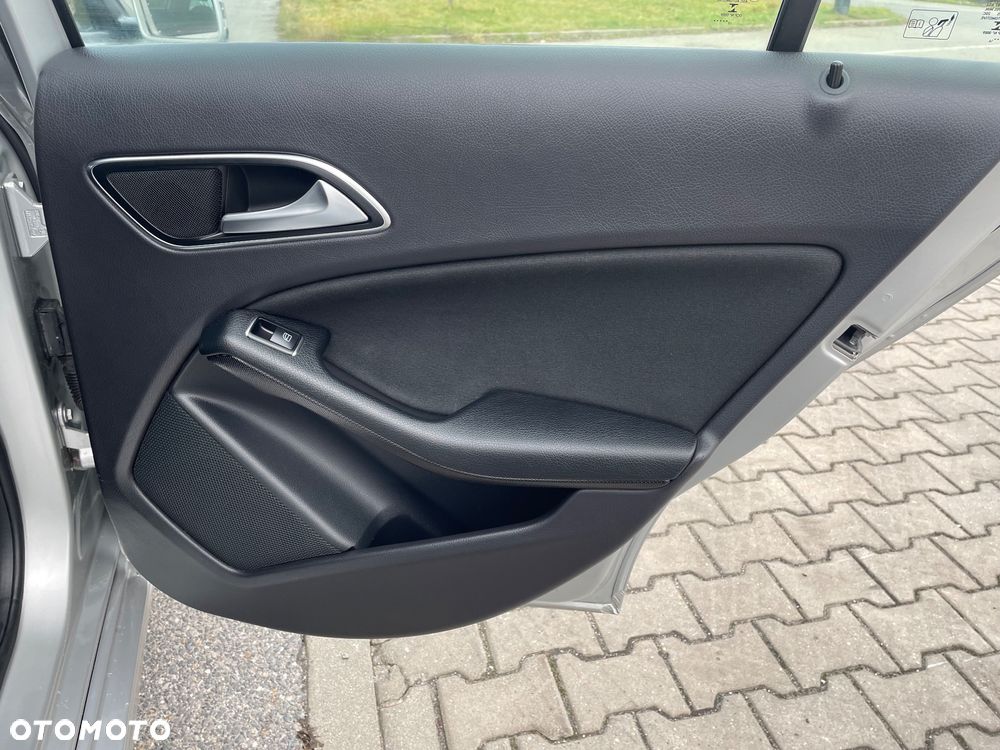 Mercedes-Benz Klasa A 180 CDI (BlueEFFICIENCY) Style - 27