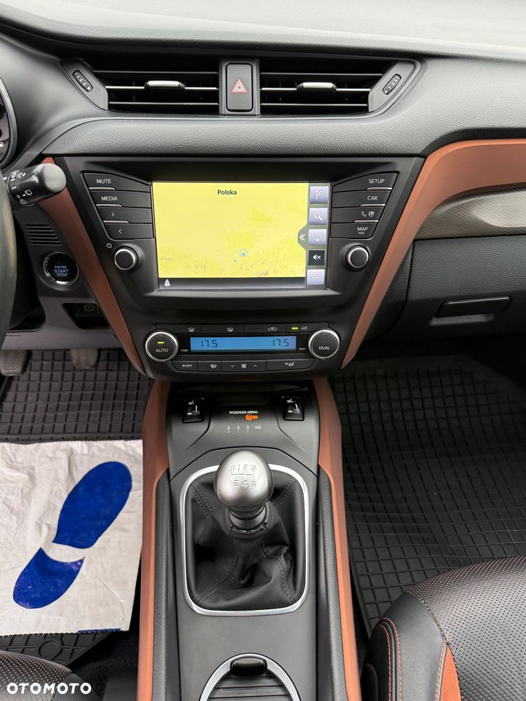 Toyota Avensis Touring Sports 1.8 Edition S+ - 28