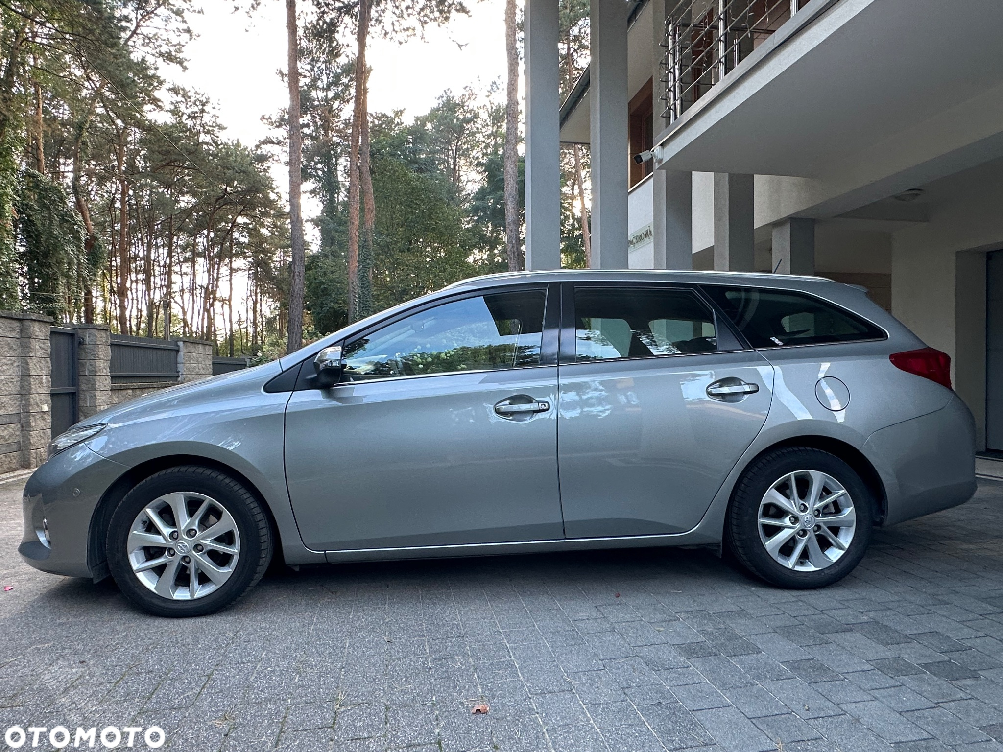 Toyota Auris 1.6 Edition - 14