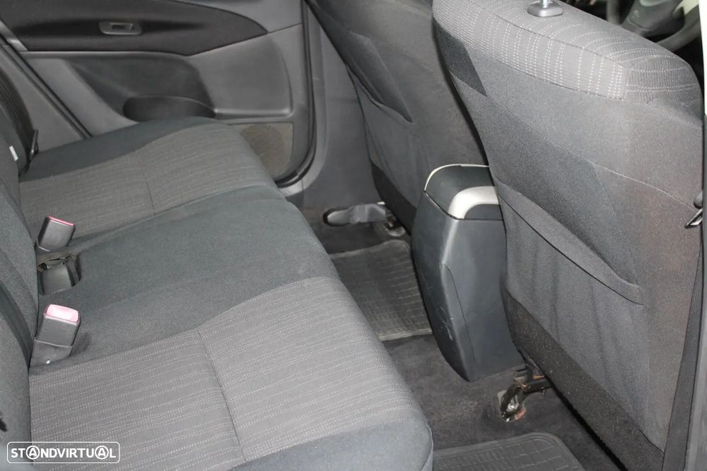 Toyota Auris - 27