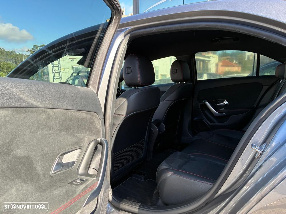 Mercedes-Benz A 250 - 16