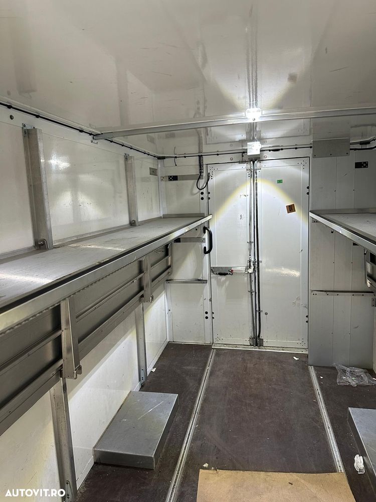 Volkswagen Crafter - 9