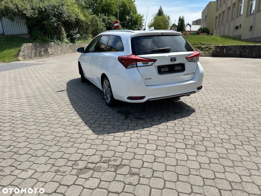 Toyota Auris - 8