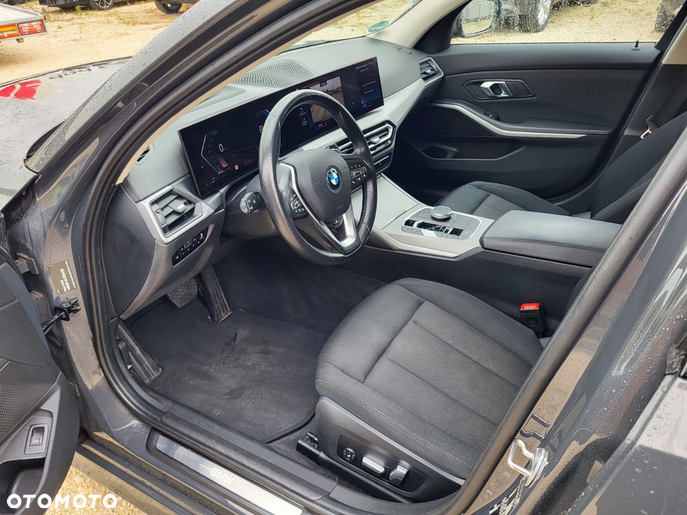 BMW Seria 3 - 22