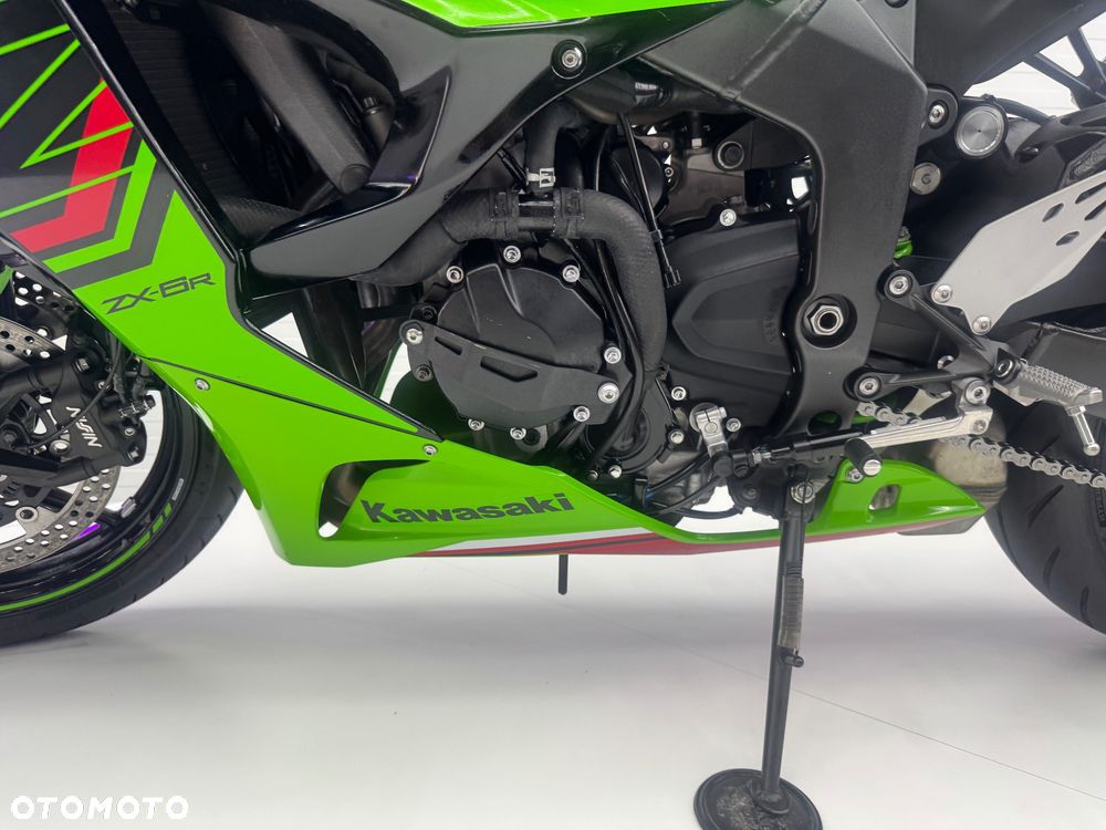 Kawasaki ZX - 32