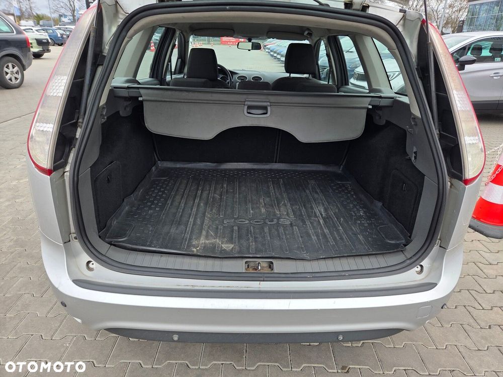 Ford Focus 1.8 TDCi Silver X - 10