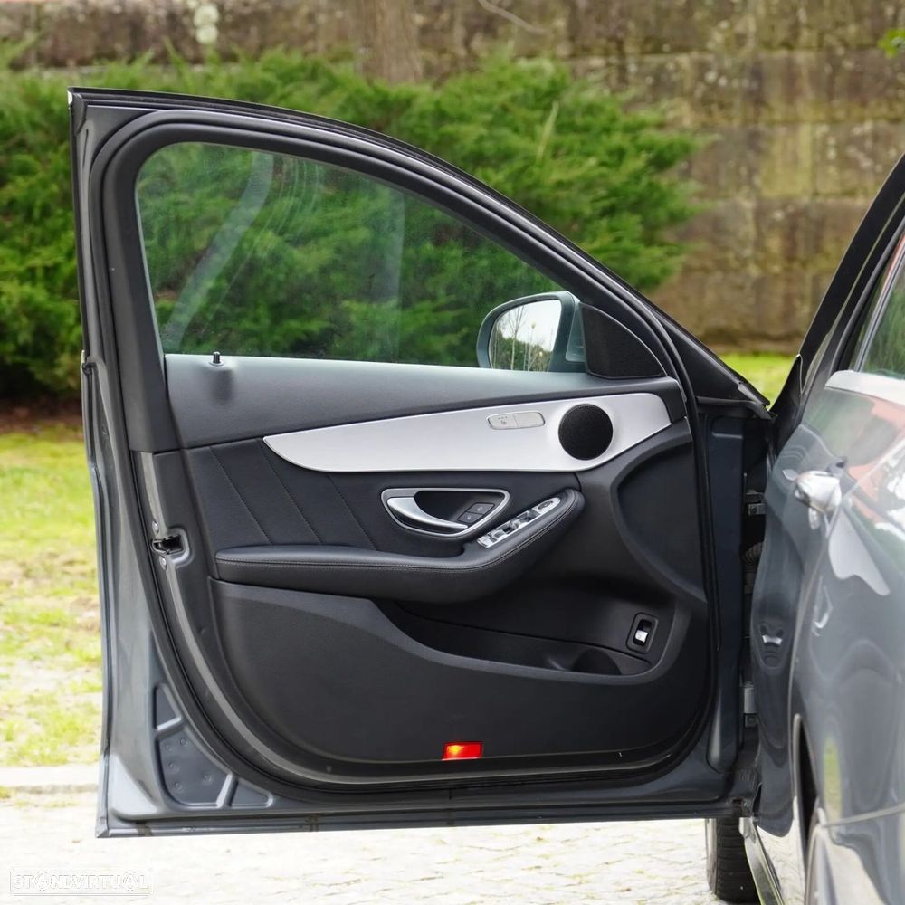 Mercedes-Benz C 220 - 32