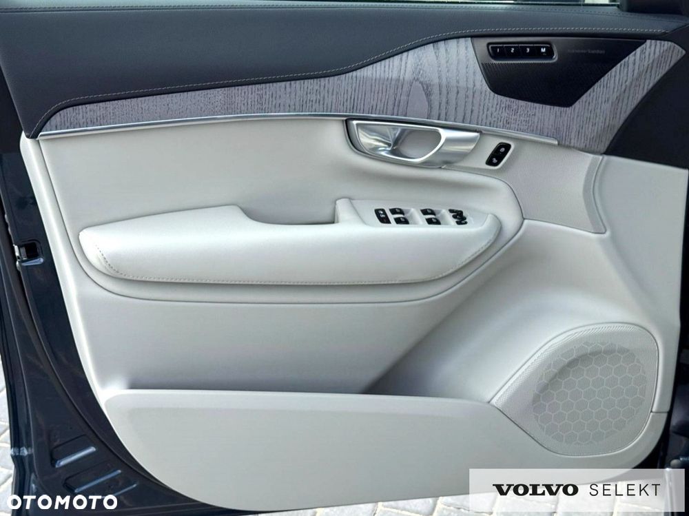 Volvo XC 90 - 15