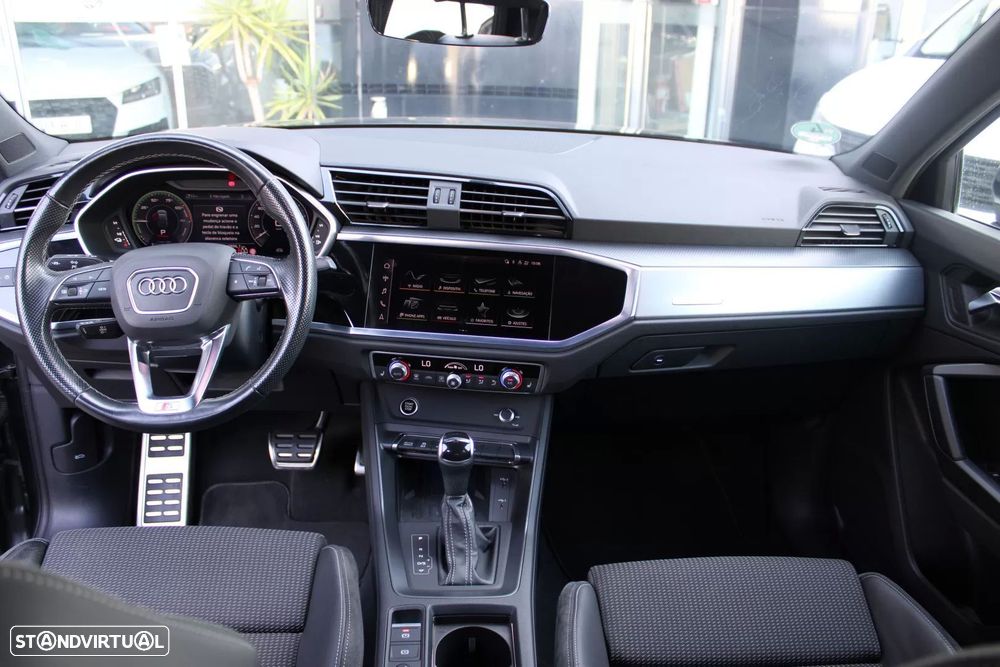 Audi Q3 Sportback 45 TFSIe S tronic - 8