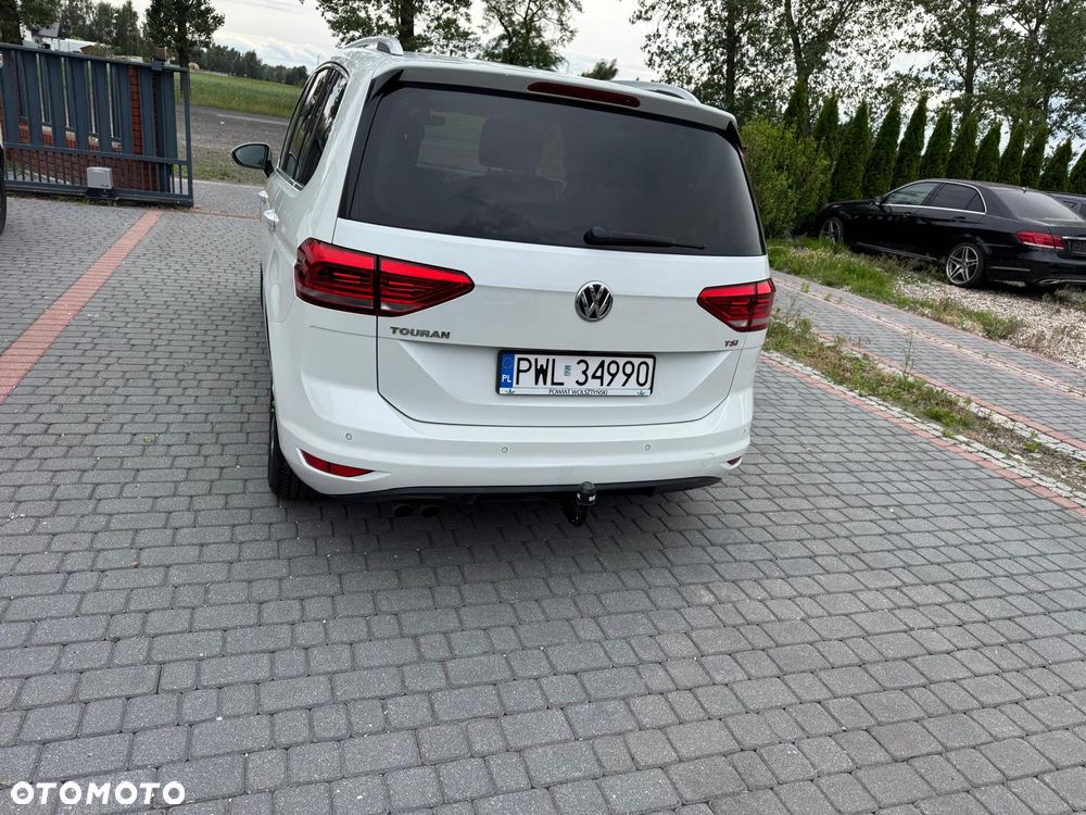 Volkswagen Touran 1.4 TSI BMT Comfortline DSG - 5
