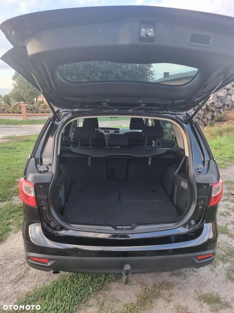Mazda 5 - 8