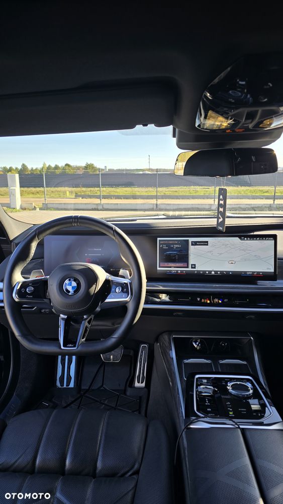 BMW Seria 7 ver-740d-xdrive-mhev-m-sport-sport - 9