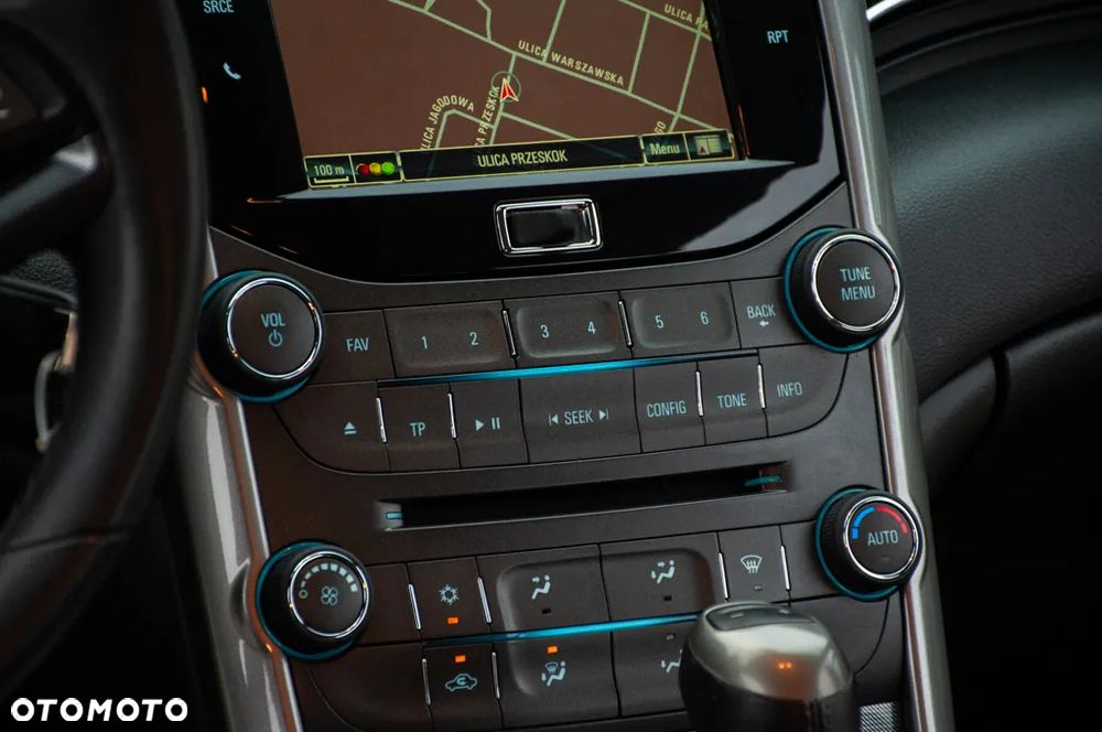 Chevrolet Malibu 2.0 AT LT+ - 12