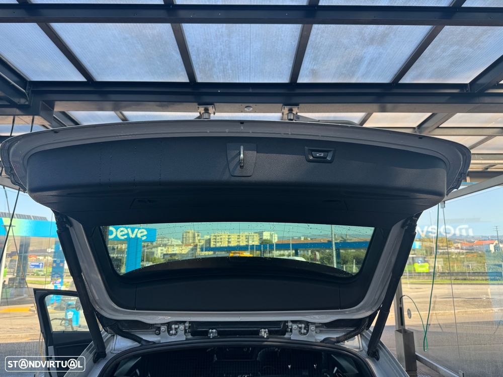 BMW 320 d Auto Pack M - 17