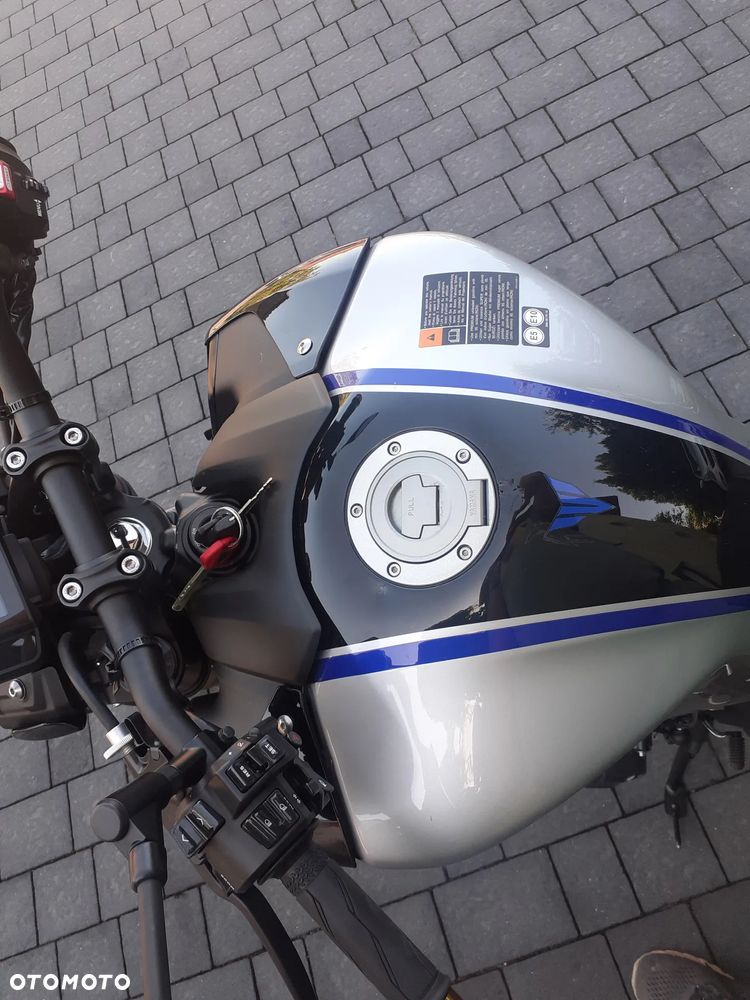 Yamaha MT - 5