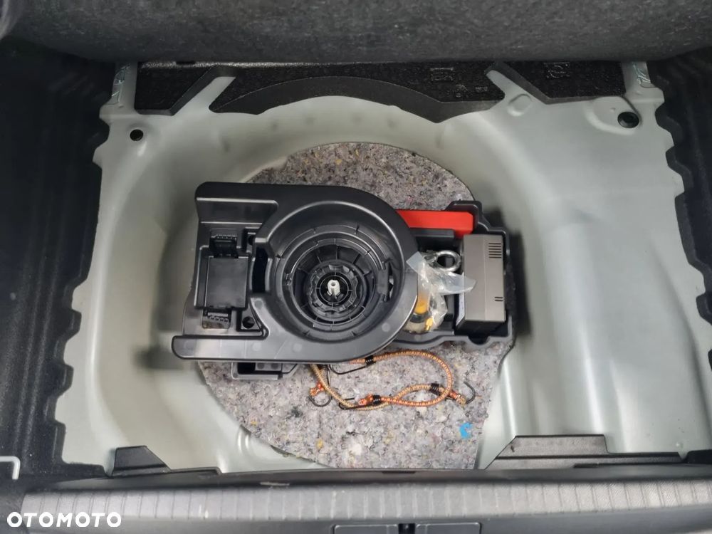 Opel Corsa 1.2 Direct Injection Turbo GS - 36