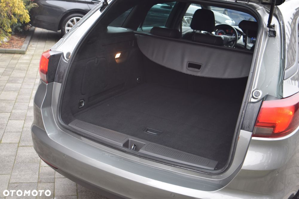 Opel Astra 1.2 T GS Line S&S - 26