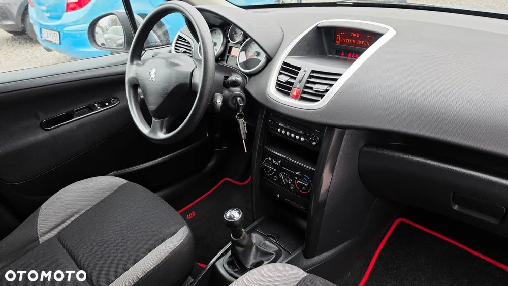 Peugeot 207 95 VTi Tendance - 10