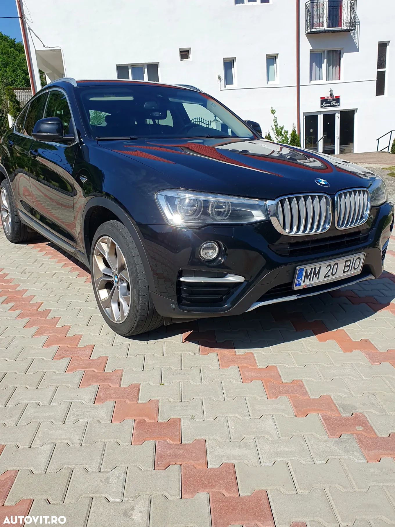 BMW X4 xDrive20d xLine - 1