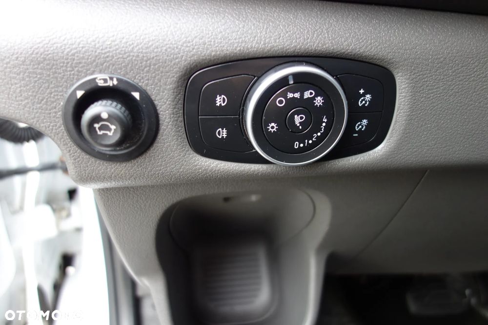 Ford Transit Automat 2.0 Ecoblue 130 KM L3H2 Klima Webasto Kamera - 25