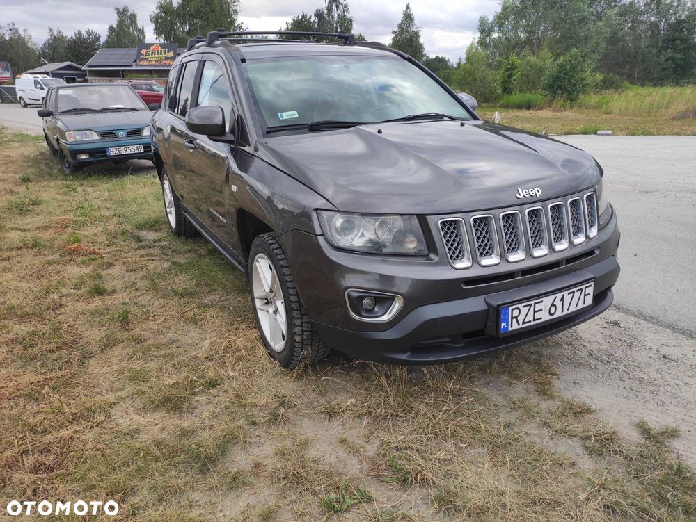 Jeep Compass - 2