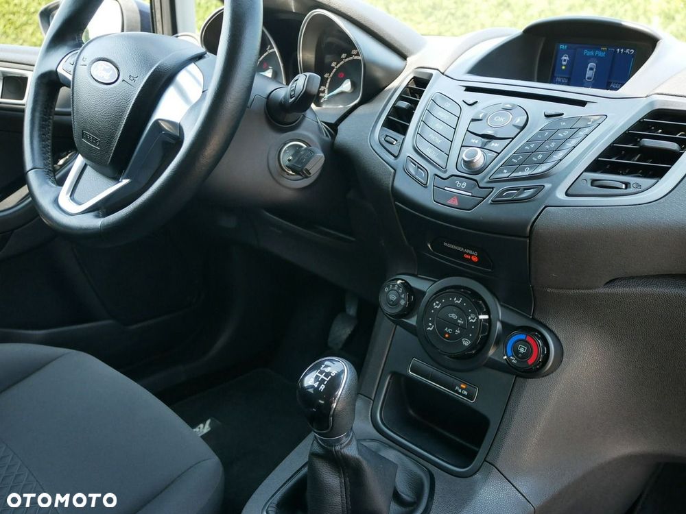 Ford Fiesta 1.0 Celebration - 22