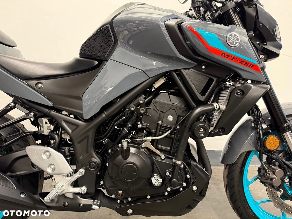 Yamaha MT - 17