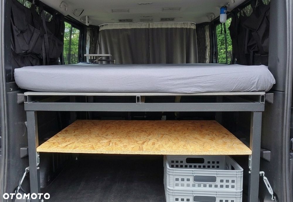 Renault Trafic - 14