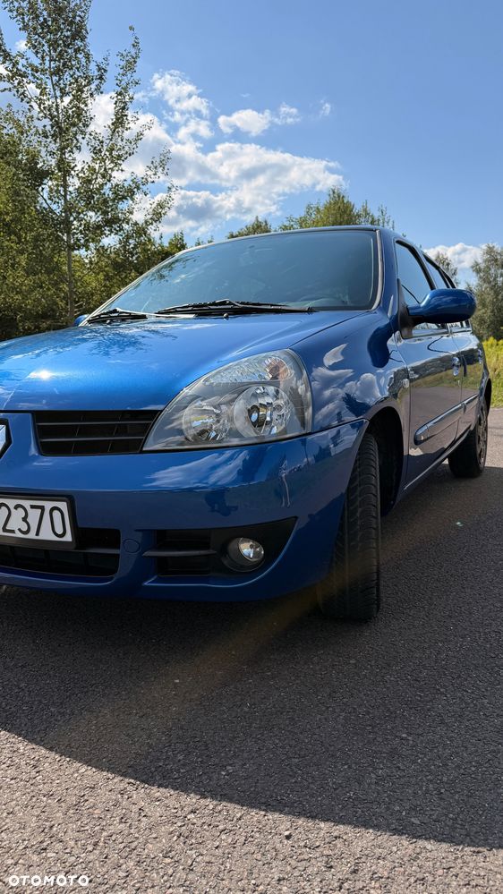 Renault Clio 1.2 16V Campus - 4