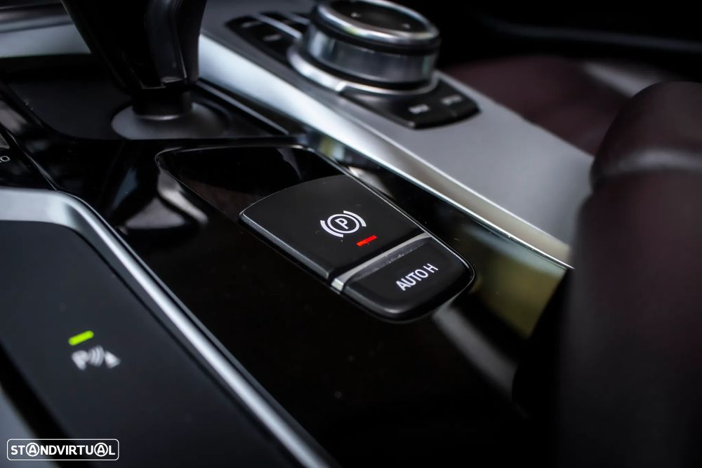 BMW 520 d Line Luxury Auto - 21