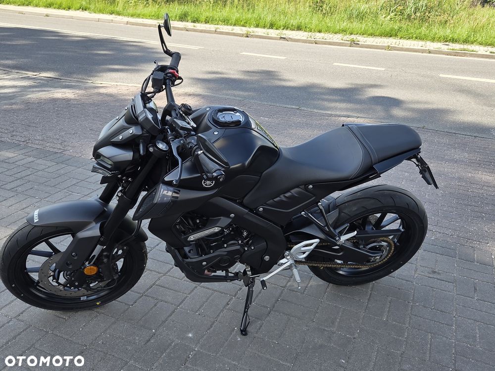 Yamaha MT - 27
