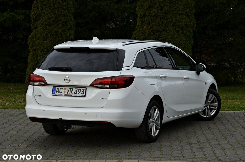 Opel Astra 1.6 D (CDTI) Automatik Dynamic - 4