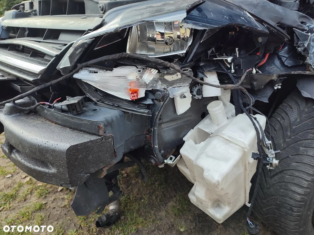 Volkswagen Golf 1.6 TDI (BlueMotion Technology) Comfortline - 22