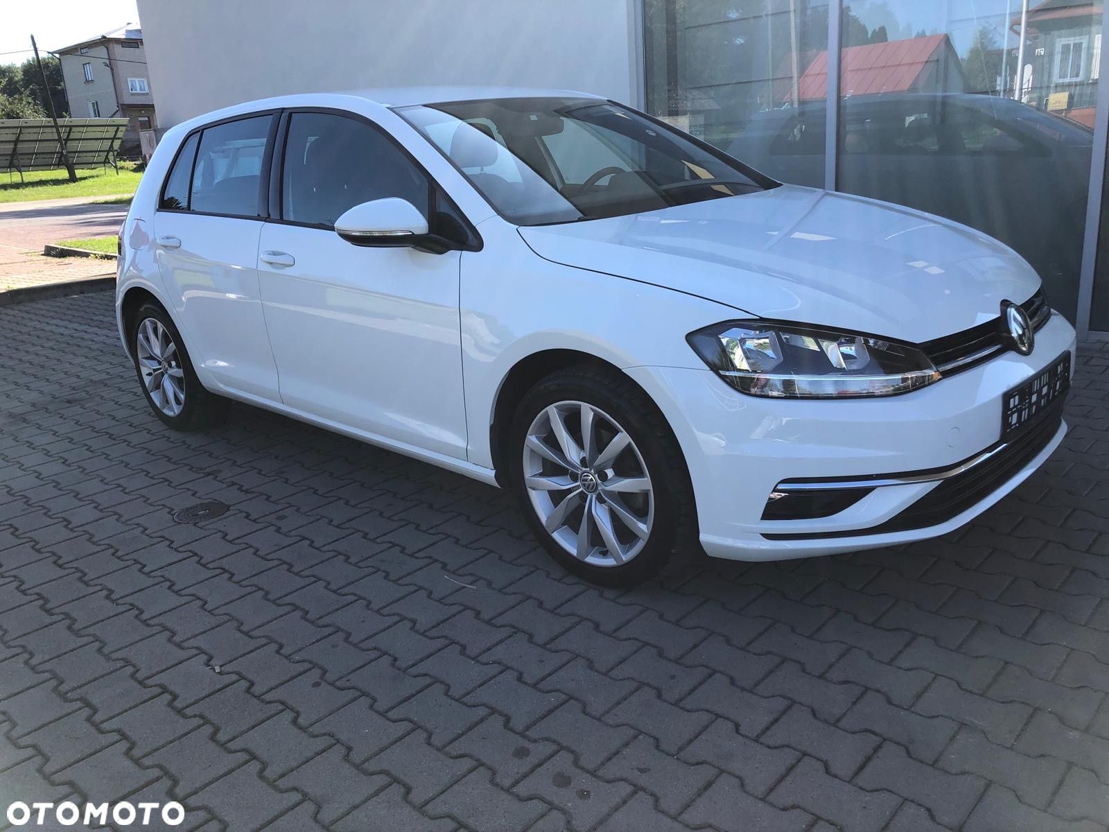 Volkswagen Golf VII 1.0 TSI Highline - 1
