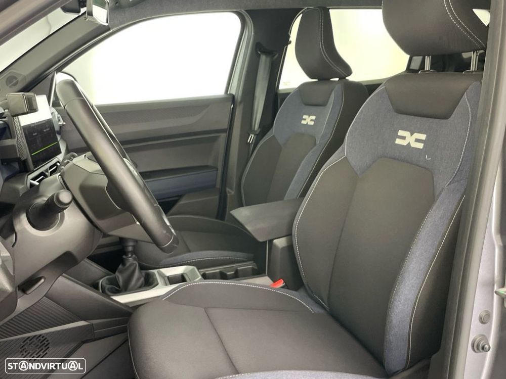Dacia Duster 1.2 TCe Journey — fotografia 17