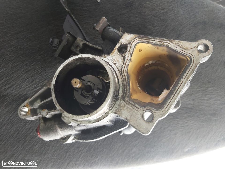 Burrinho Vácuo Travões Ford Transit 2.2Tdci - 4