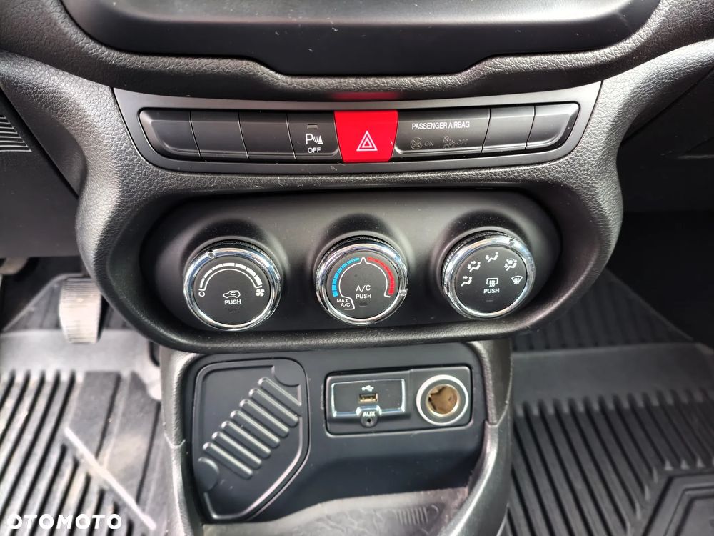 Jeep Renegade 1.6 E-TorQ Longitude Start&Stopp - 28