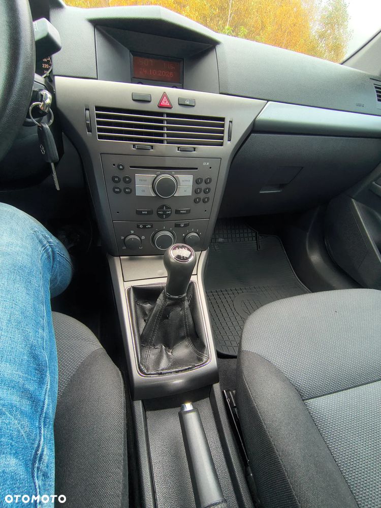 Opel Astra - 23