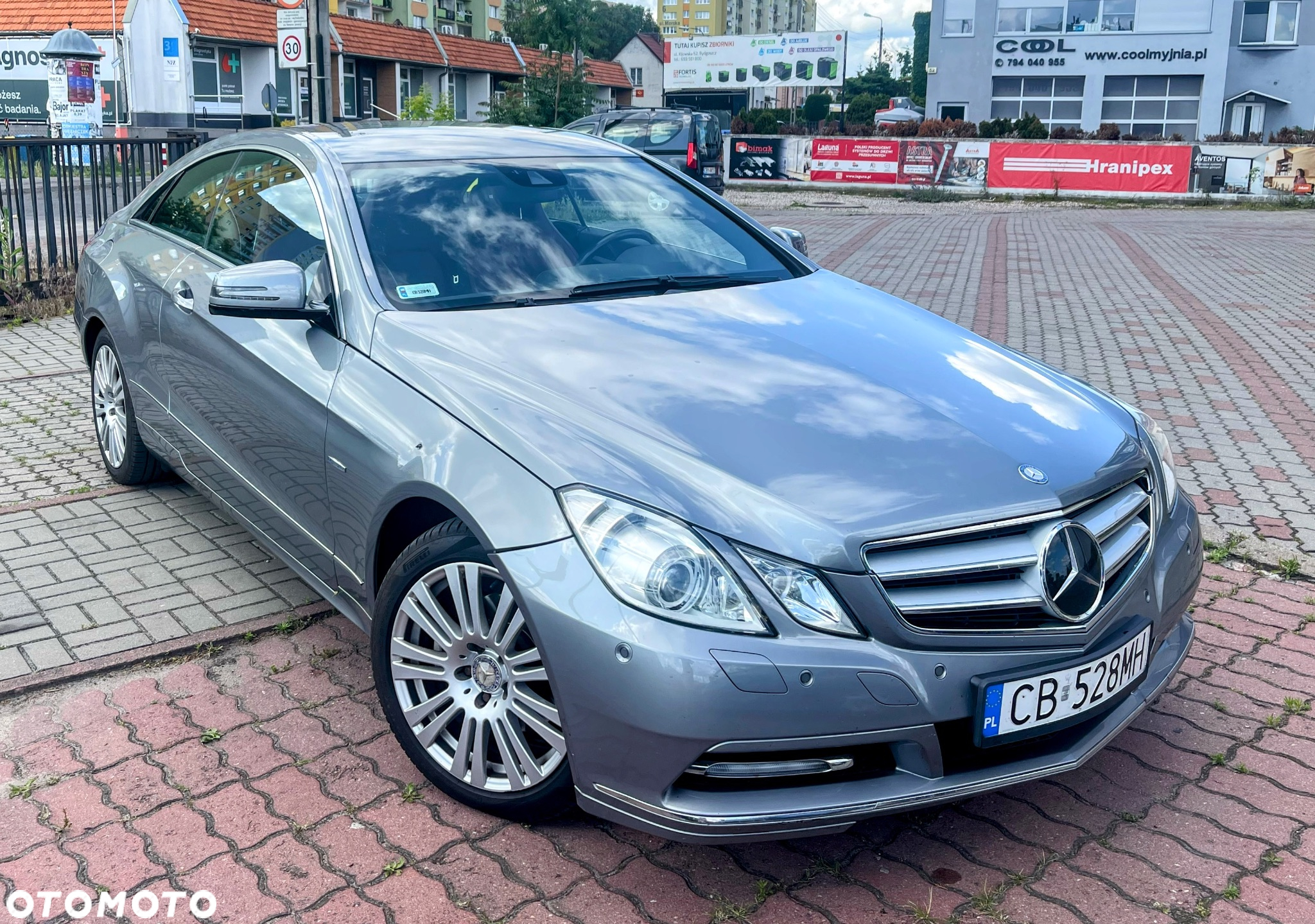 Mercedes-Benz Klasa E 250 CGI BlueEffICIENCY - 4