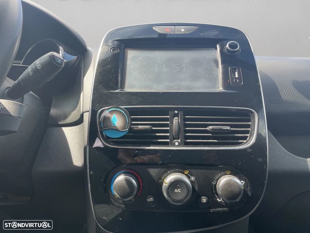 Renault Clio Sport Tourer 1.5 dCi Limited - 16