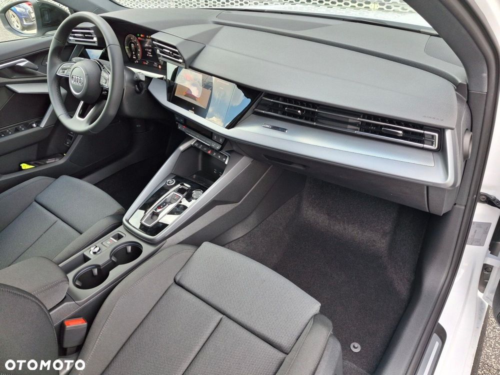 Audi A3 Sportback - 15