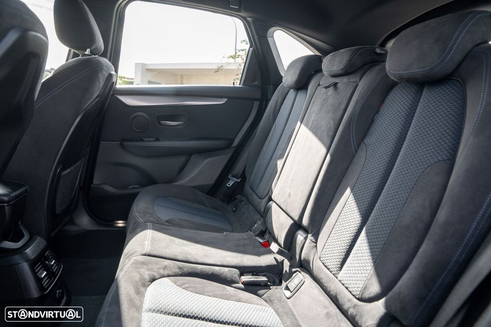 BMW 218 Active Tourer d Pack M Auto - 17