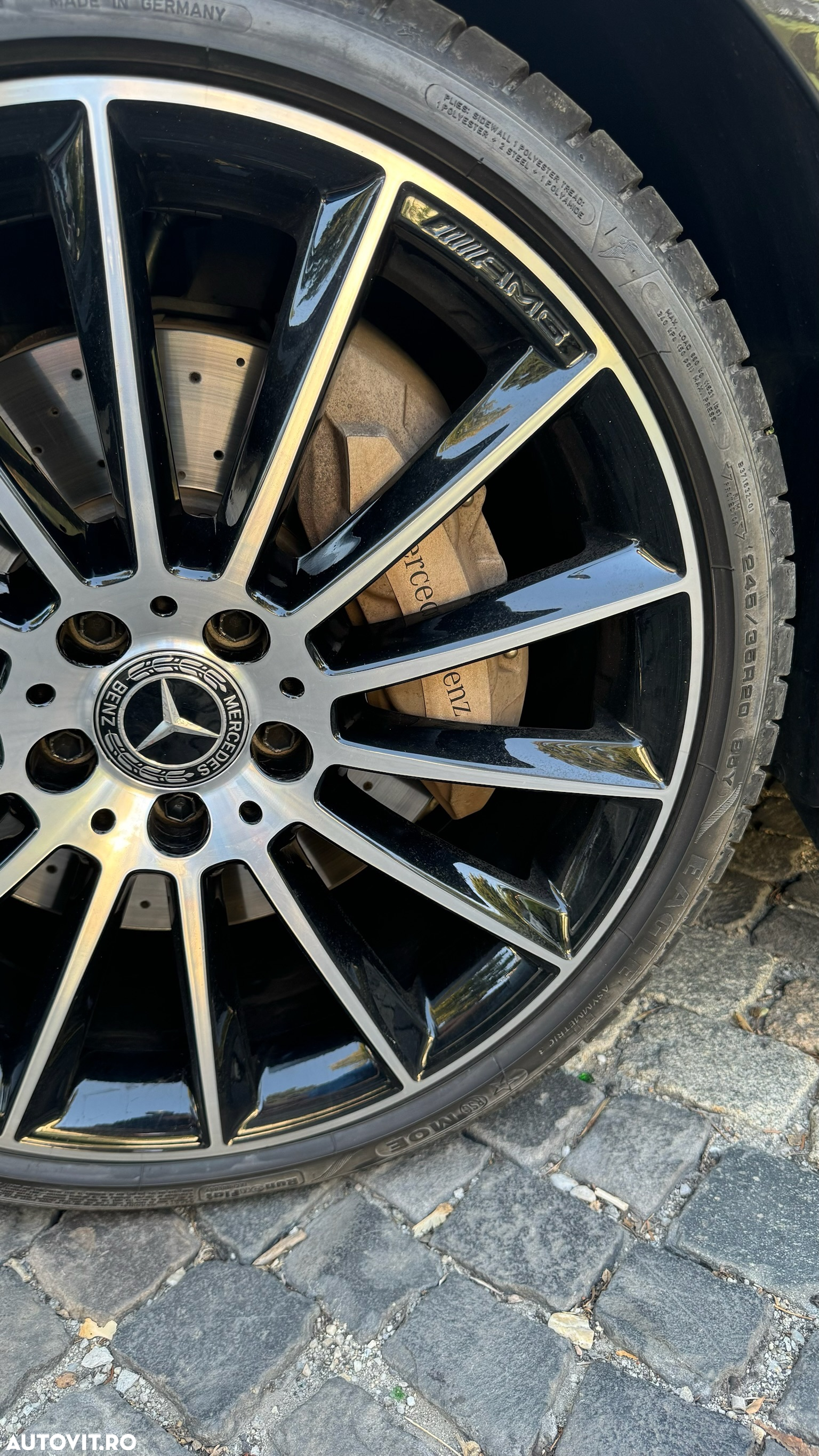 Mercedes-Benz E - 15