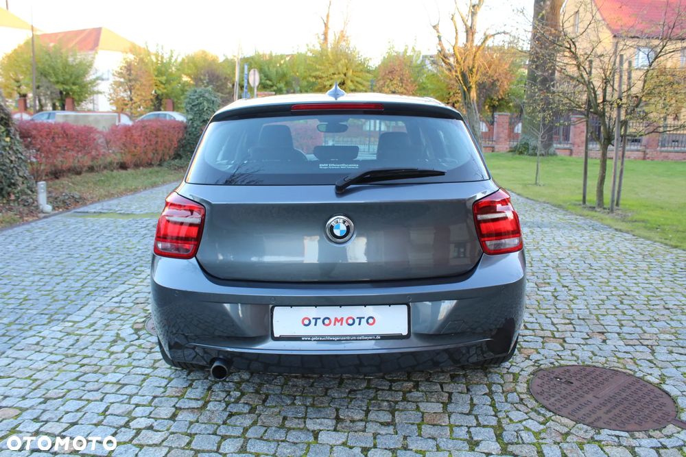 BMW Seria 1 116d Sport Line - 11