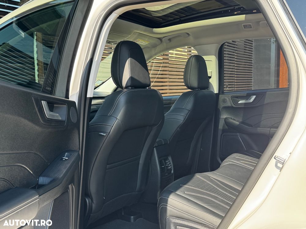 Ford Kuga 2.5 Duratec FHEV FWD Vignale - 16