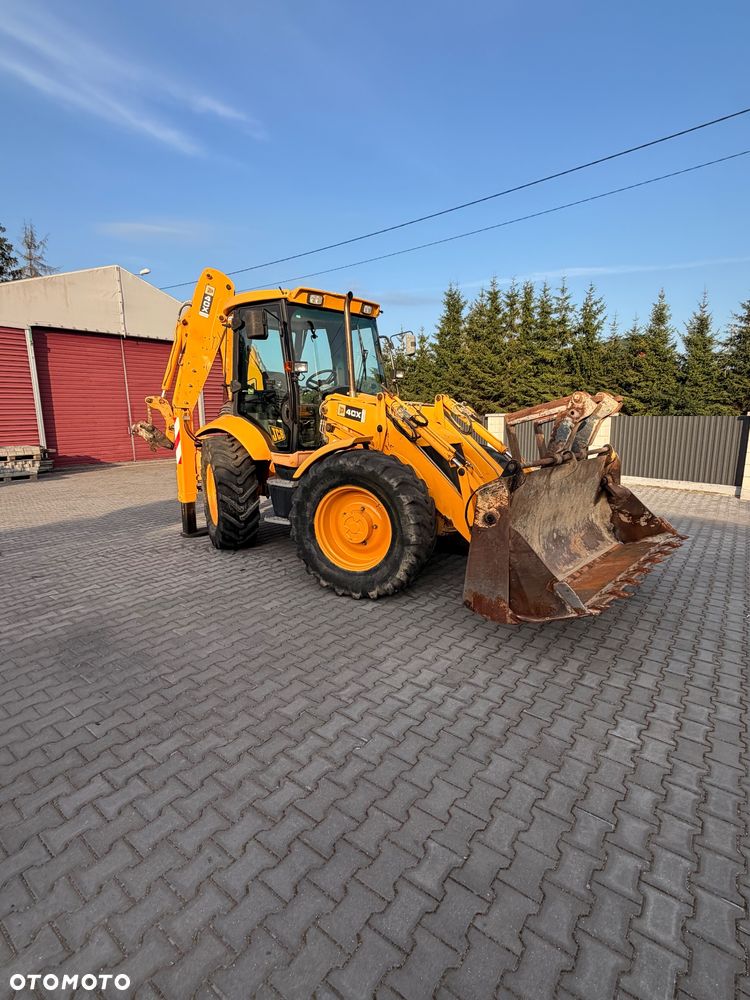 JCB 4CX - 1