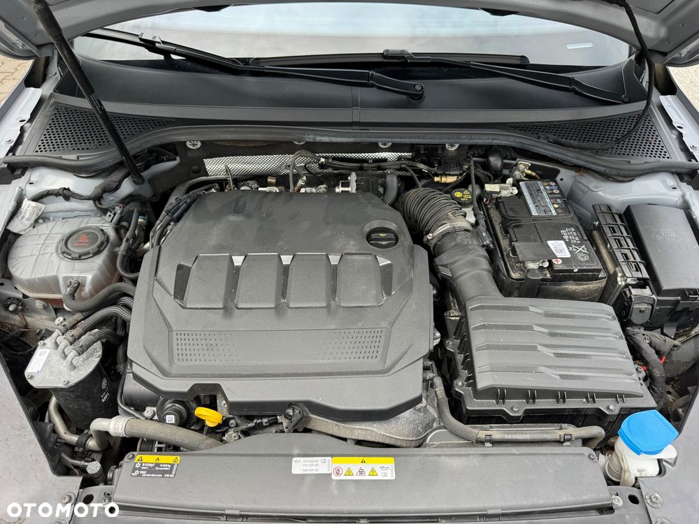 Volkswagen Passat Variant 2.0 TDI SCR Business - 34