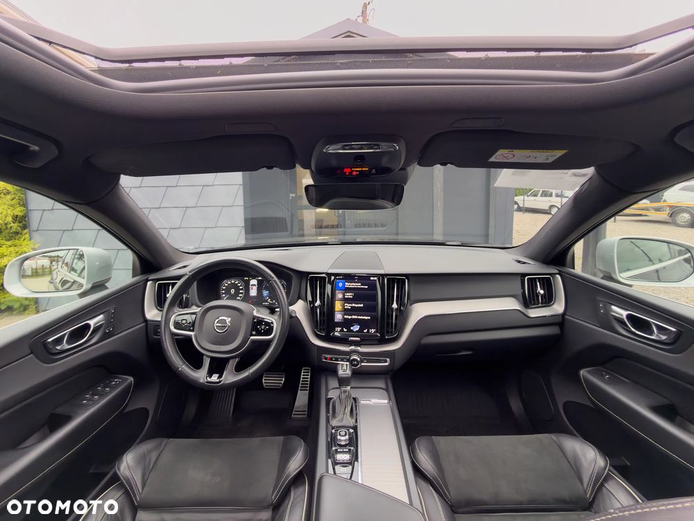 Volvo XC 60 D4 AWD R-Design - 14